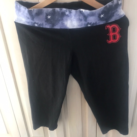 PINK Victoria's Secret Pants - Woman’s PINK VICTORIA SECRET RED SOX CAPRI PANTS PINK Victoria's Secret Pants - Woman’s PINK VICTORIA SECRET RED SOX CAPRI PANTS
